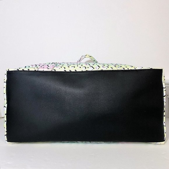 Luv Betsey Johnson Blayke Weekender Cheetah Print Duffel Tote Bag NWT - Picture 8 of 9